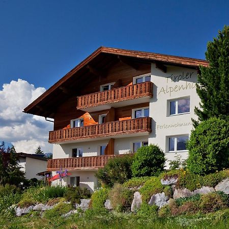 Ferienwohnungen Tiroler Alpenhof Innsbruck Exteriör bild
