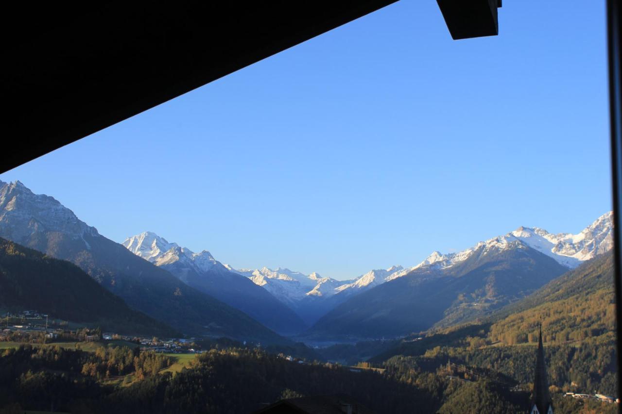 Ferienwohnungen Tiroler Alpenhof Innsbruck Exteriör bild