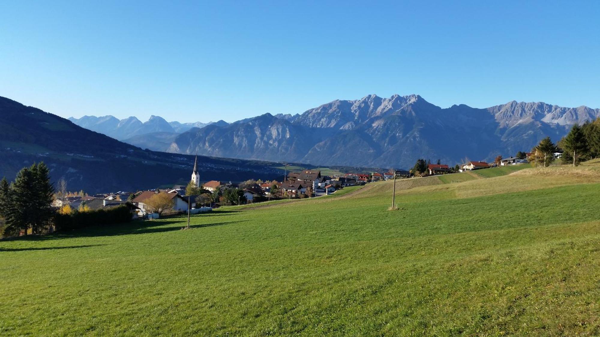 Ferienwohnungen Tiroler Alpenhof Innsbruck Exteriör bild
