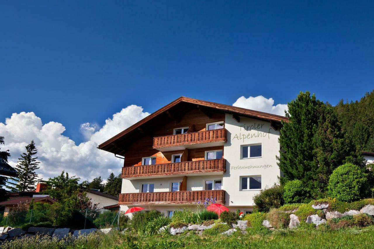 Ferienwohnungen Tiroler Alpenhof Innsbruck Exteriör bild